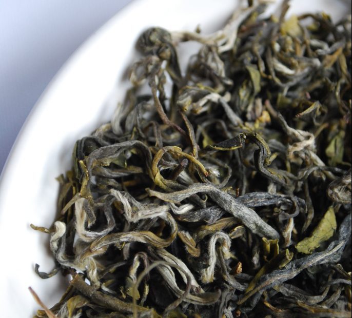 Black tea leaves