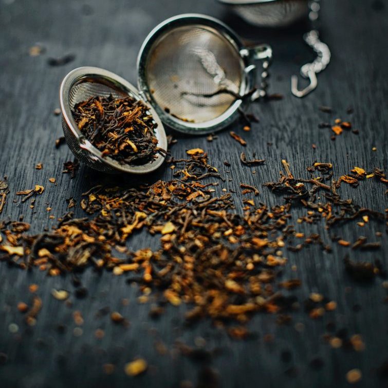 golden black tea