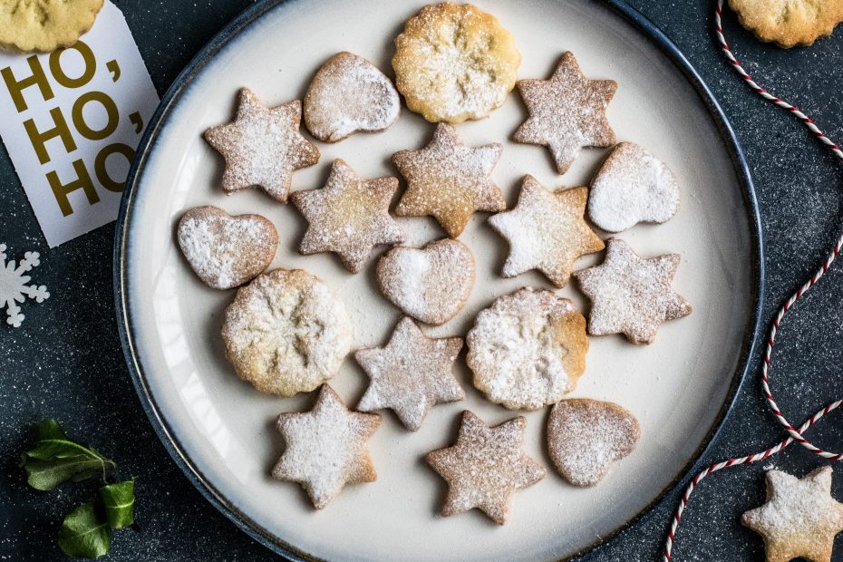 Chai tea cookies to scent the house with spices